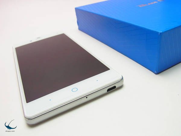 ムスビー｜送料無料□SIMフリー ZTE Blade E01ホワイト美品白ロム【ZTE 
