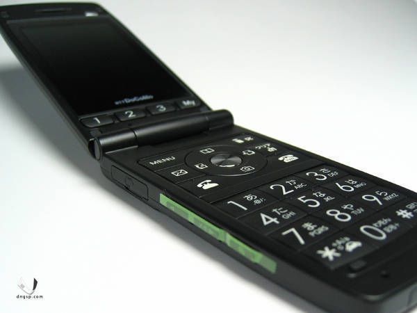 ����̵����L705i�֥�å����������