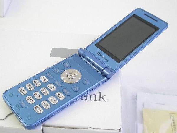 �������ʥ�󥻥��������եȥХ� 820SH �������֥롼��