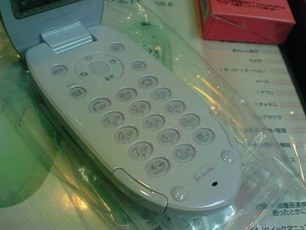 �����ʡ������ʡ�D702iF �ۥ磻�ȡ�����ɡ�����̵����