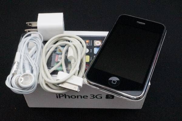 �����ò���[MC134J]iPhone3GS 32GB �����ڥ����֡����221043921