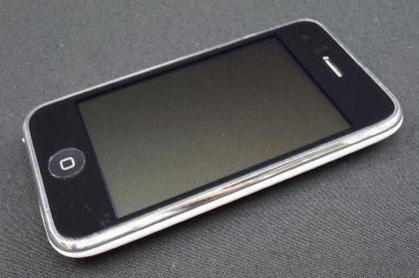 �����ò���[MC132J]iPhone3GS �����ڥ����֡����613036810