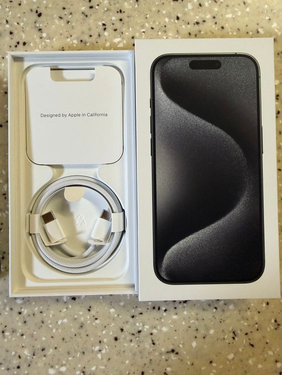 iPhone15pro 256g
