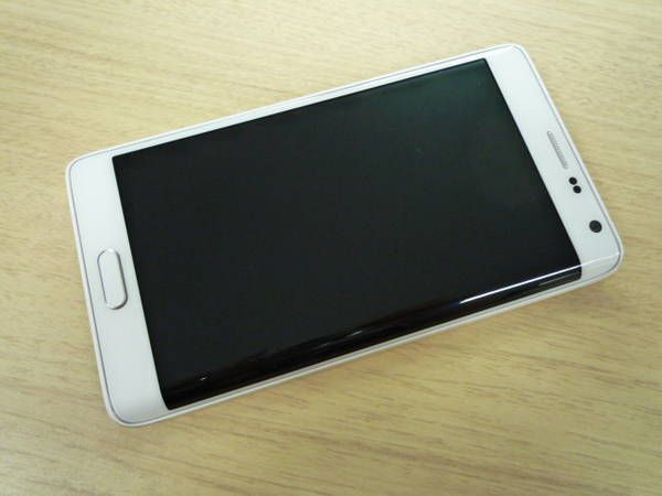 au GALAXY Note Edge SCL24    999105036