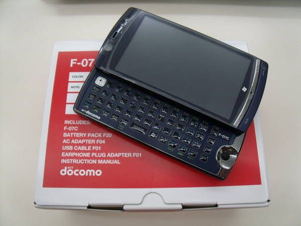 ムスビー｜大黒屋□docomo Windows7携帯 F-07C黒 新品同様品 白ロム 