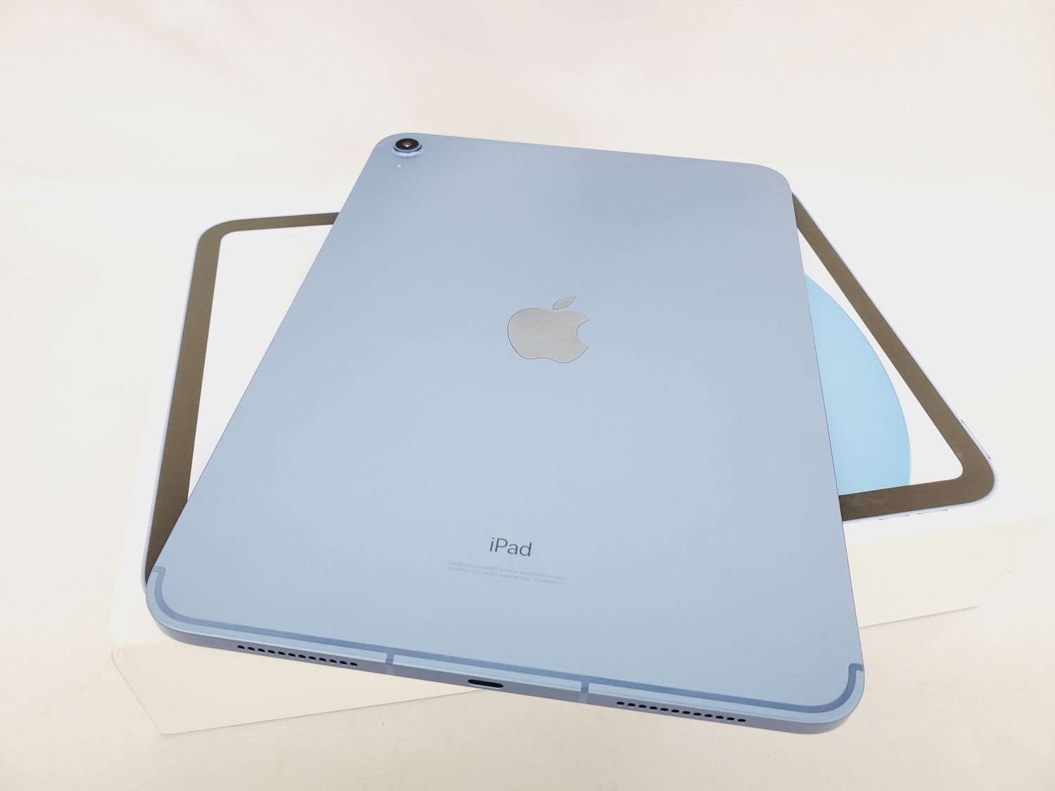 ムスビー｜大黒屋□国内版SIMフリー iPad 第10世代 64GB 美品 