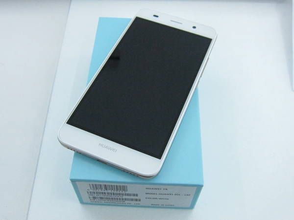 売】 Huawei Y6 SIMﾌﾘｰ 白
