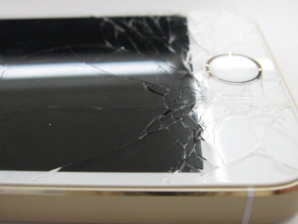 ムスビー｜大黒屋□docomo iPhone5s 16GB 金 ジャンク【画面割れ 