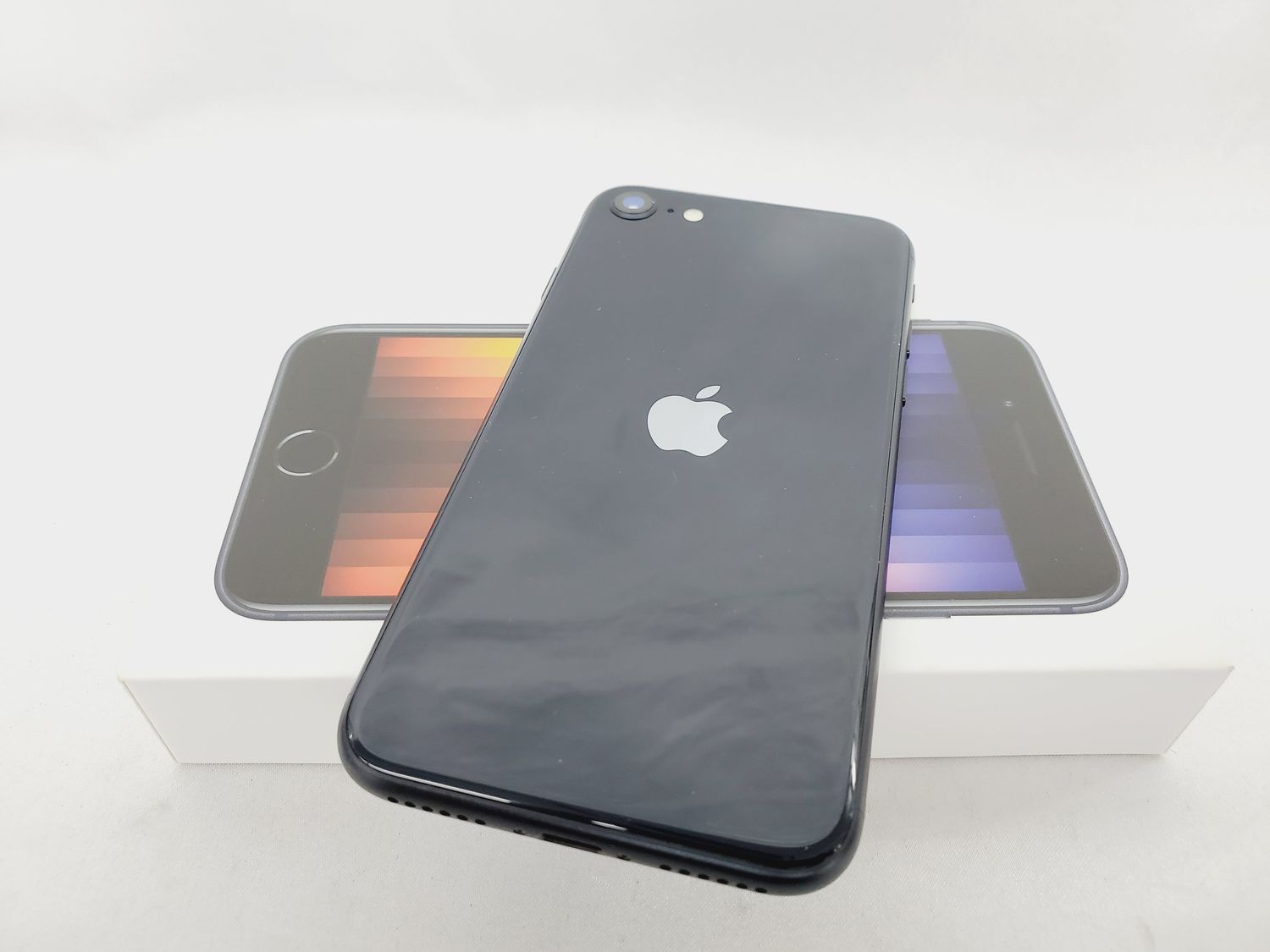 ムスビー｜大黒屋□解除済SB iPhoneSE3 64GB 黒 美品 判定○ 11270987  