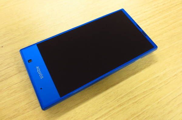 �������au AQUOS SHV31 �� ������� [�������¢�] 820101959