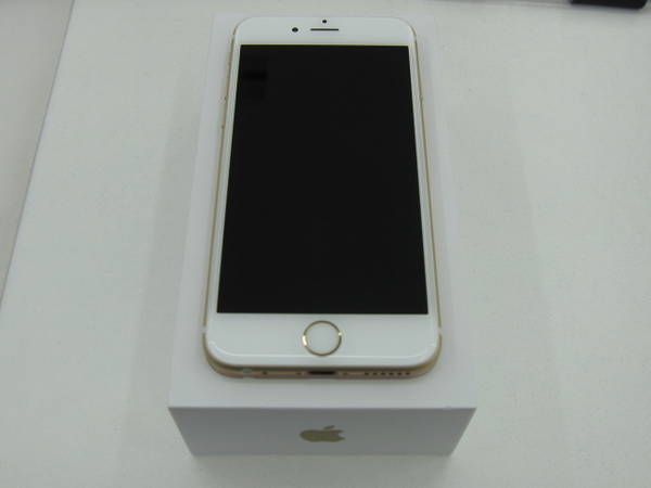 ムスビー｜大黒屋□docomo iPhone 6S 128GB 金 中古美品 判定○2849915  