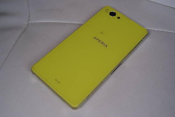 Xperia Z1f SO-02F饤
