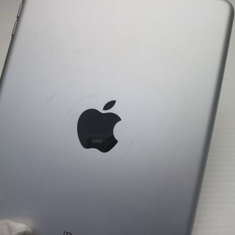 ���� iPad mini Wi-Fi 16GB �ۥ磻��  �������