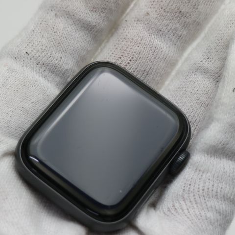 美品 Apple Watch SE 40mm GPS+Cellular スペースグレイ