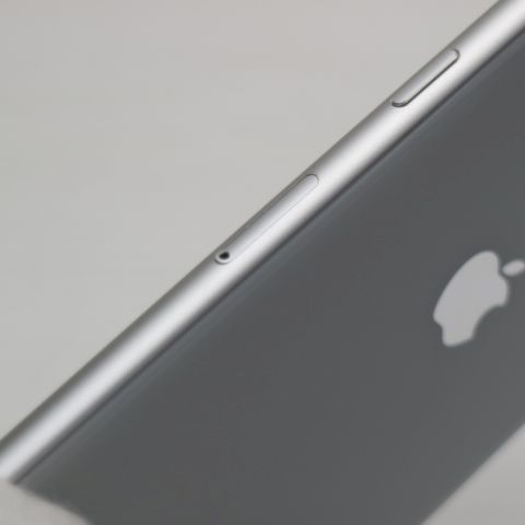 �¿��ݾ��� Ķ���� SIM�ե꡼ iPhone8 64GB ����С�  �������