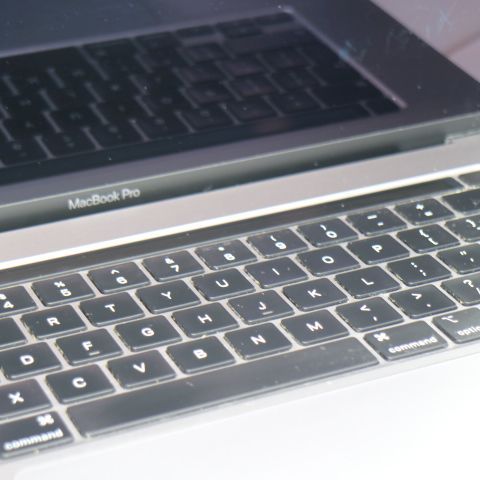 ���� MacBook Pro 2019 16����� ��9���� Core i9 16GB 1TB