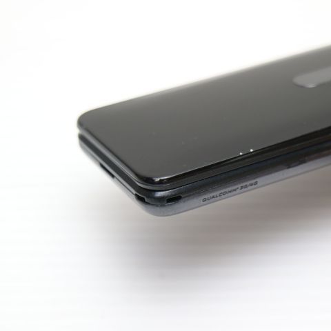 �¿��ݾ��� ������� au KYF31 GRATINA 4G �֥�å�  �������