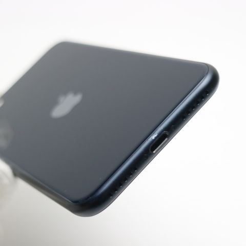 �¿��ݾ� Ķ���� SIM�ե꡼ iPhone SE3 ��3���� 64GB �ߥåɥʥ���