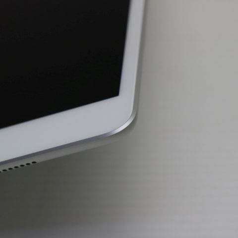����Ʊ�� SIM�ե꡼ iPad mini 5 Wi-Fi+����顼  256GB ����С�
