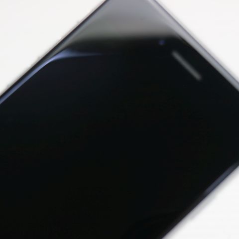 �¿��ݾ� Ķ���� SIM�ե꡼ iPhone SE ��2���� 64GB �ۥ磻�� �����