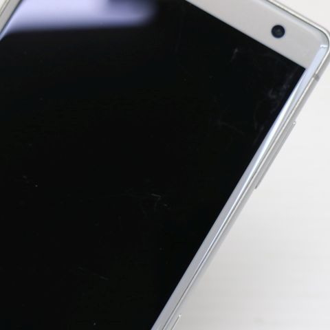 ��� 702SO Xperia XZ2 ����С� ���� �����