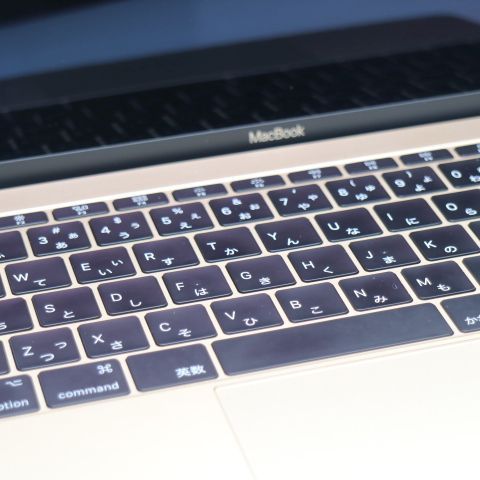 ���� MacBook 2017 12����� ��7���� Core m3 8GB 256GB