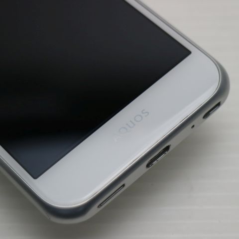 �¿��ݾ��� ����Ʊ�� au SHV38 AQUOS SERIE mini �ۥ磻��  �������