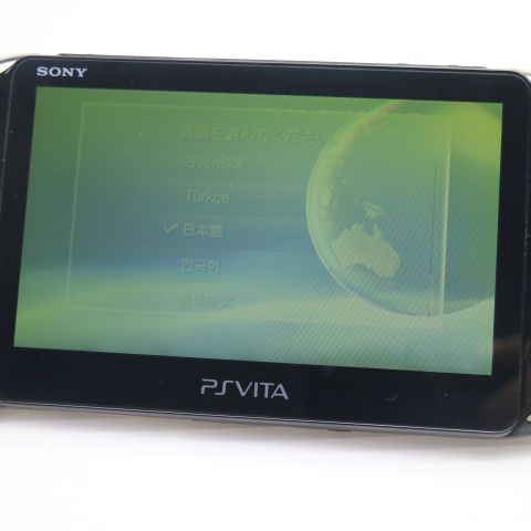 �¿��ݾ��� ���� PCH-2000 PS VITA �֥�å�  �������