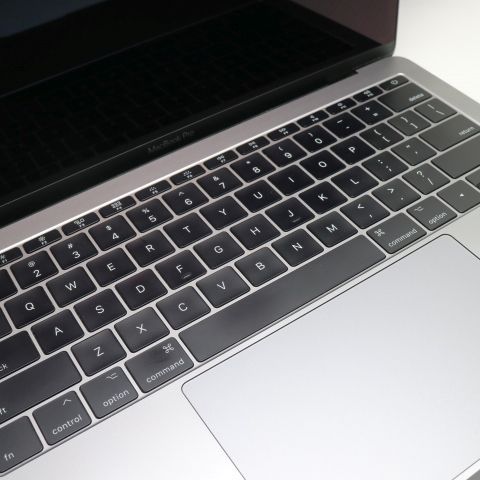  MacBook Pro 2017 13 Core i5 16GB 256GB