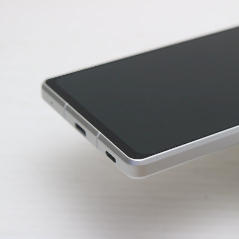�¿��ݾ� ����Ʊ�� SH-52D AQUOS R8 ���꡼��