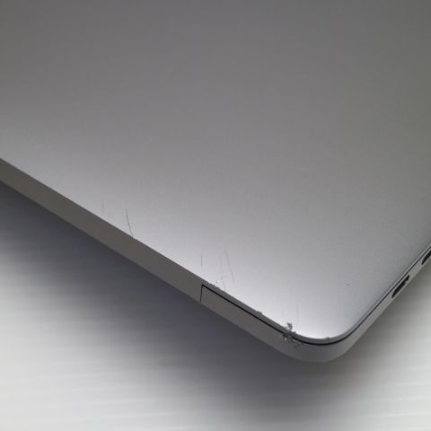  MacBook Pro 2019 13 8 Core i7 16GB 1TB