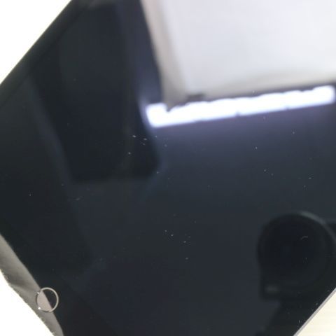 Ķ���� SIM�ե꡼ iPad ��8���� 32GB ���ڡ������쥤 ¨��ȯ�� ������ȯ��