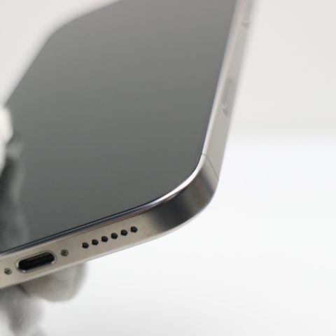 ����Ʊ�� SIM�ե꡼ iPhone 16 Pro Max 512GB �ʥ���������˥���