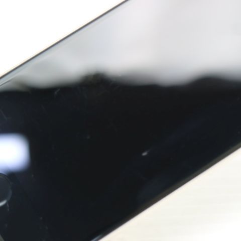 �¿��ݾ� ���� SIM�ե꡼ iPhone SE3 ��3���� 256GB �������饤��