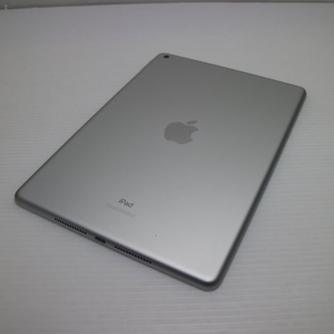 安心保証 新品同様 iPad7 第7世代 wi-fiモデル 128GB  シルバー