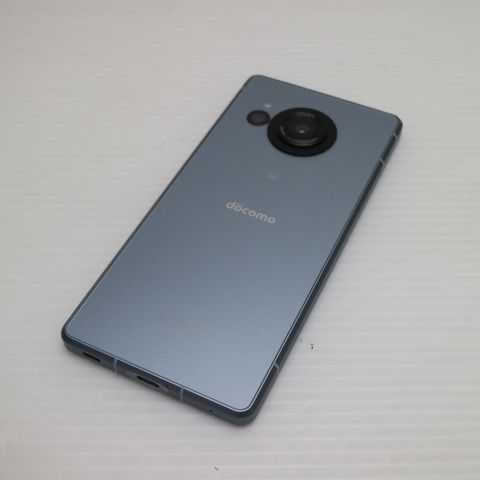 �¿��ݾ� Ķ���� SH-52D AQUOS R8 �֥롼