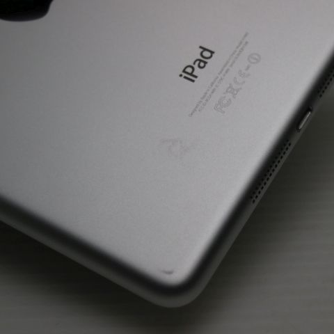 �¿��ݾ��� Ķ���� iPad mini 2 Retina Wi-Fi 16GB ����С�  �������