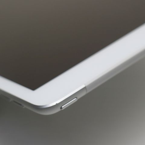 �¿��ݾ� Ķ���� SIM�ե꡼ iPad7 ��7���� Wi-Fi+����顼  32GB  ����С�