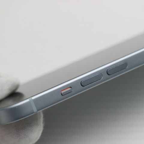 �¿��ݾ� Ķ���� SIM�ե꡼ iPhone15 128GB �֥롼