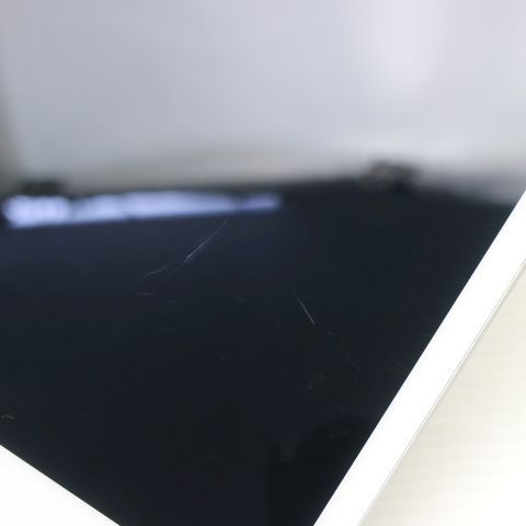 ���� SIM�ե꡼ iPad ��8���� 128GB ����С� ¨��ȯ�� ������ȯ��