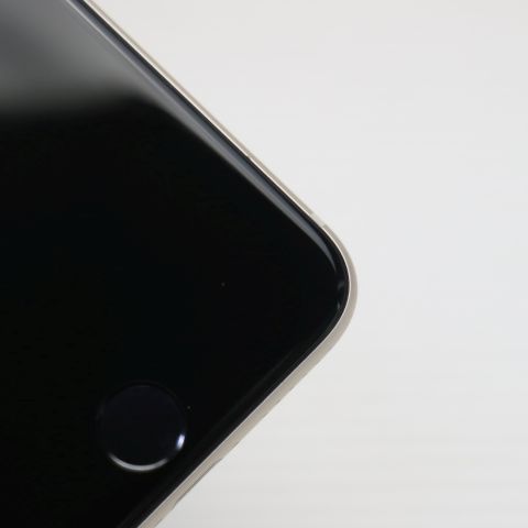 �¿��ݾ� ����Ʊ�� SIM�ե꡼ iPhone SE3 ��3���� 128GB �������饤��