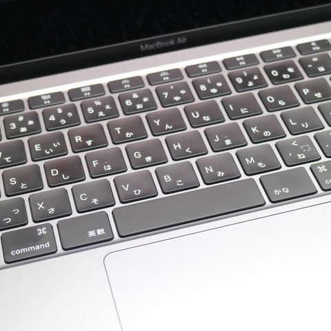 Ķ���� MacBook Air 2020 13����� Core i3 8GB 256GB