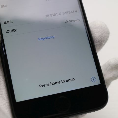 �¿��ݾ��� ���� SIM�ե꡼ iPhone7 256GB �����åȥ֥�å�  �������