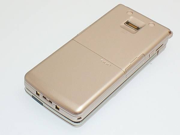 ����Ţ�F906i ������ɢ�������̵����