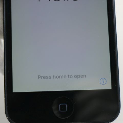 �¿��ݾ��� Ƚ��� ������� iPhone5 32GB �֥�å� ����� �������