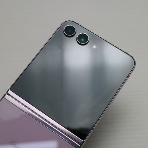 ¿ݾ Ķ SC-54D Galaxy Z Flip5 ٥