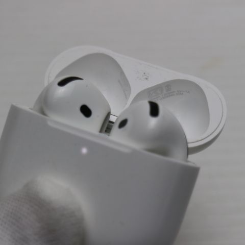 �¿��ݾ� ������� AirPods 4(�����ƥ��֥Υ�������󥻥�����)