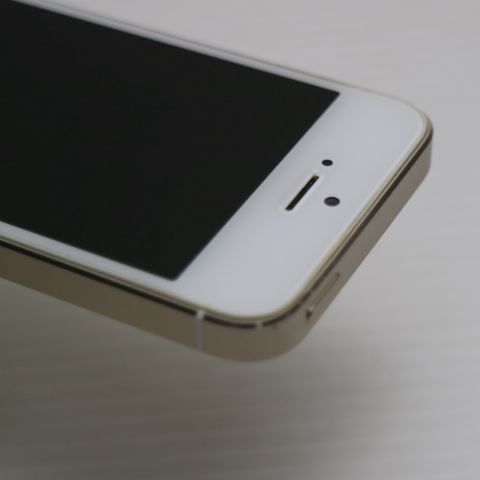 �¿��ݾ��� Ķ���� DoCoMo iPhone5s 16GB ������� ����� �������