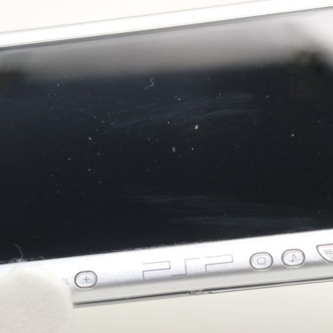 �¿��ݾ��� ���� PSP-2000 ������������С�  �������