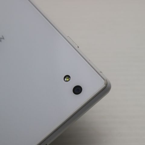 �¿��ݾ��� ���� MO-01J MONO �ۥ磻��  �������